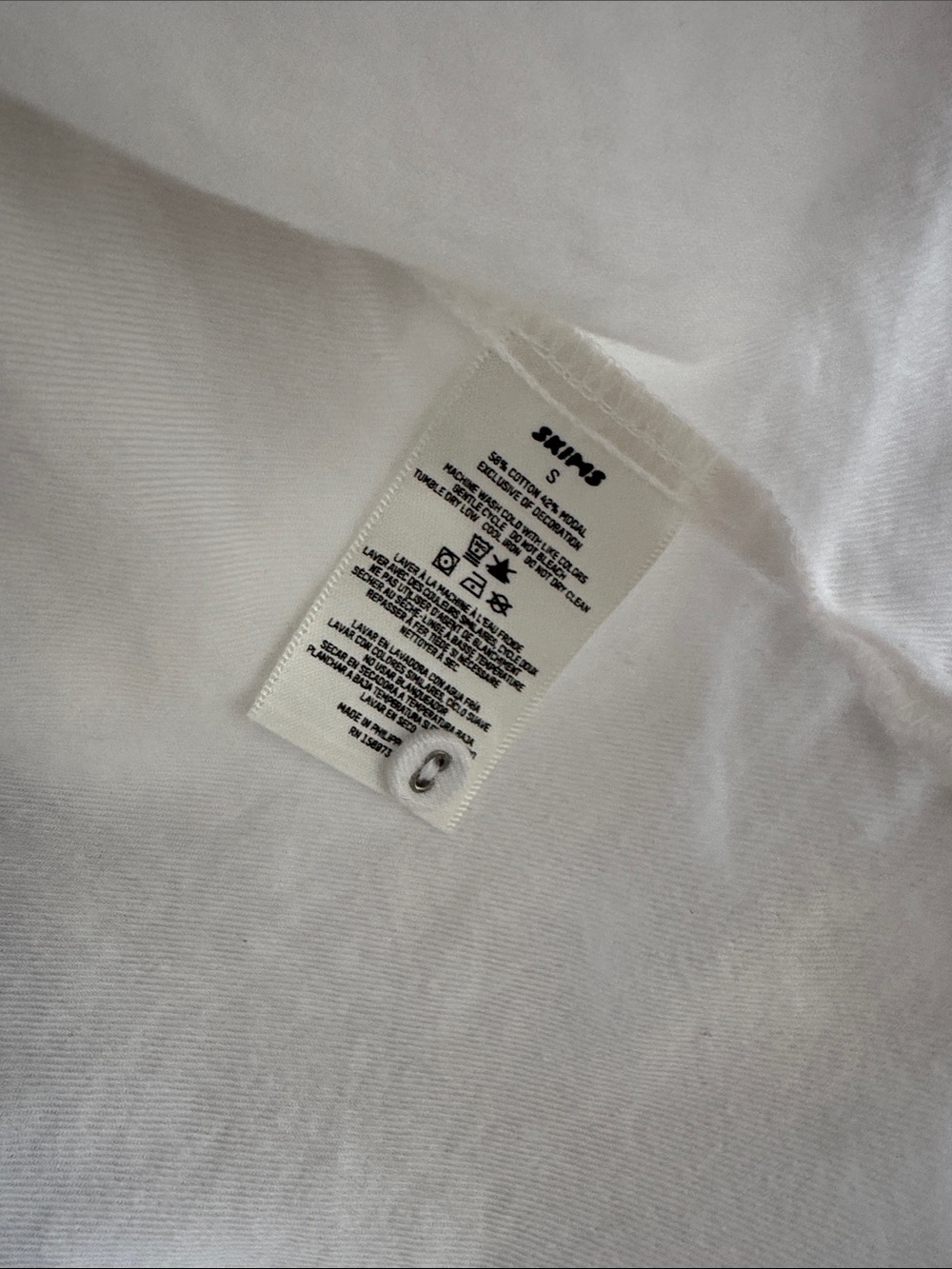 Skims Hotel Super soft size small EUC Classic White Button-Front Nightshirt - Picture 6 of 10